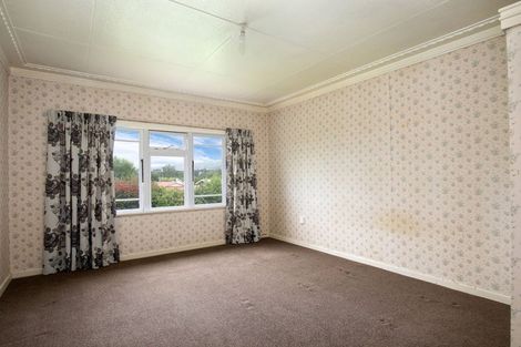 Photo of property in 18 Branxholm Street, Roxburgh, 9500