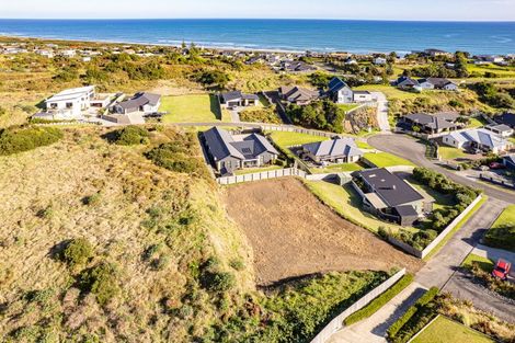 Photo of property in 39 Golf Vue Place, Castlecliff, Wanganui, 4501