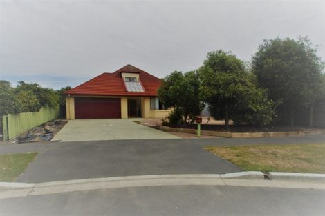 Photo of property in 52 Blue Gum Place, New Brighton, Christchurch, 8083