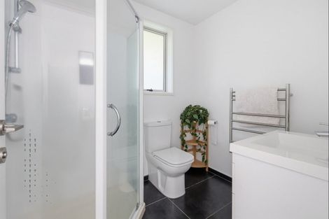 Photo of property in 42 Butterworth Crescent, Papamoa Beach, Papamoa, 3118