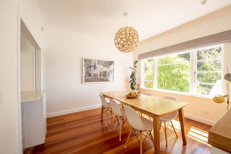 Photo of property in 189 Marine Parade, Seatoun, Wellington, 6022