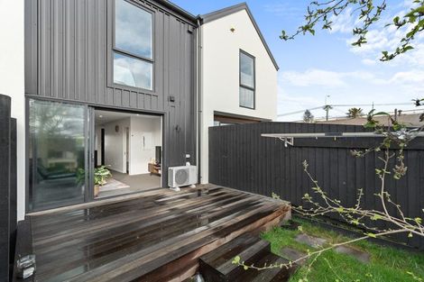 Photo of property in 16/27 New Brighton Road, Shirley, Christchurch, 8061