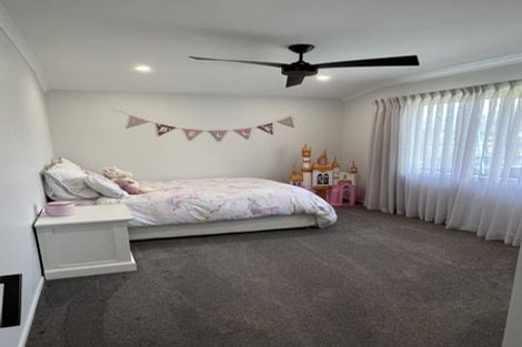 Photo of property in 28 Thomason Crescent, Pokeno, 2402