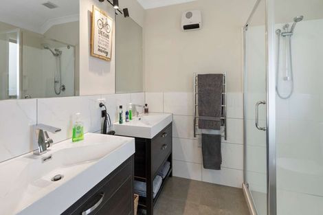 Photo of property in 14 Oakland Place, Ngongotaha, Rotorua, 3010