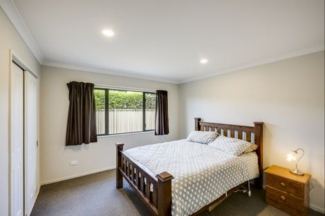 Photo of property in 15 Pania Place, Poraiti, Napier, 4112