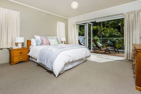 Photo of property in 20 Mcdowell Crescent, Hillcrest, Auckland, 0627