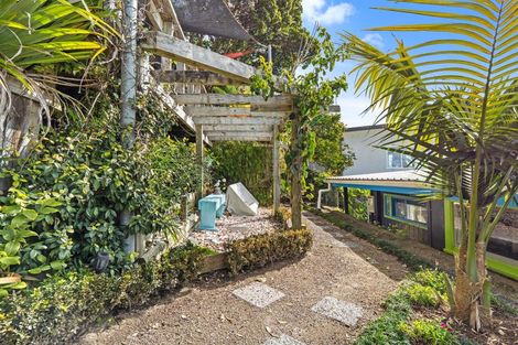 Photo of property in 102 Pohutukawa Avenue, Ohope, 3121