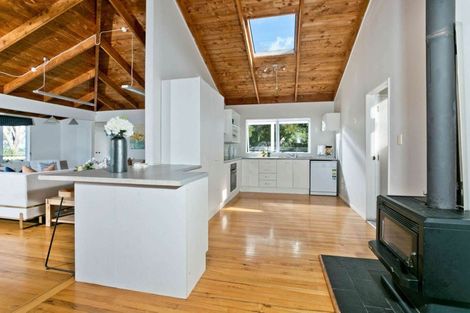 Photo of property in 5 Taurikura Way, Fairview Heights, Auckland, 0632