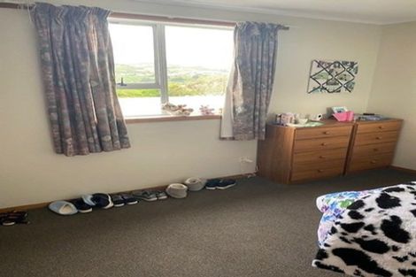 Photo of property in 10 Hillary Street, Tawa, Wellington, 5028