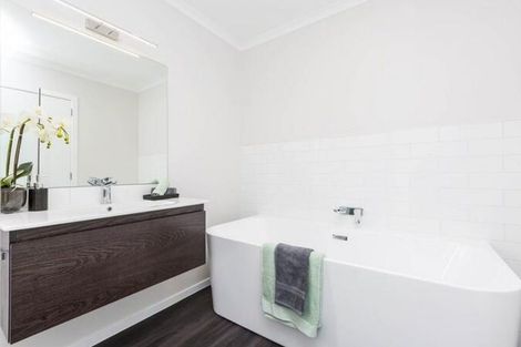 Photo of property in 36 Mawai Hakona Drive, Wallaceville, Upper Hutt, 5018