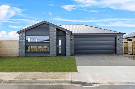 Photo of property in 26 Ellmers Street, Woodend, 7691