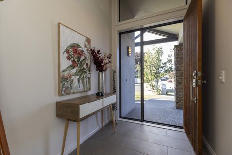 Photo of property in 71 Hillcrest Road, Raumati Beach, Paraparaumu, 5032