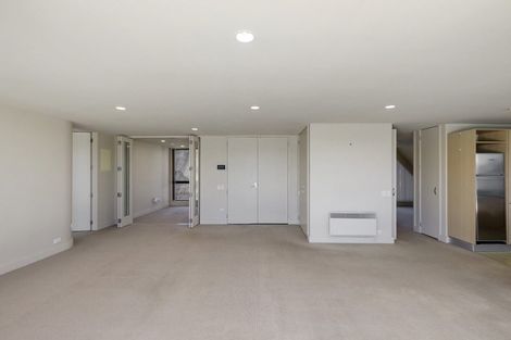 Photo of property in Shelley Bay Terraces, 23/61 Maupuia Road, Maupuia, Wellington, 6022