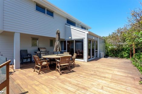 Photo of property in 115 Oratia Place, Onemana, Whangamata, 3691