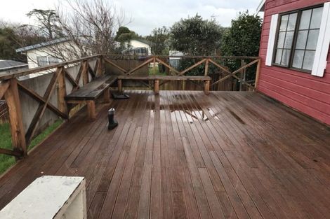 Photo of property in 69 Etherton Drive, Weymouth, Auckland, 2103