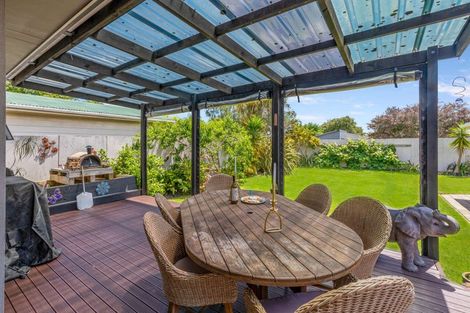 Photo of property in 7 Raglan Avenue, Cloverlea, Palmerston North, 4412