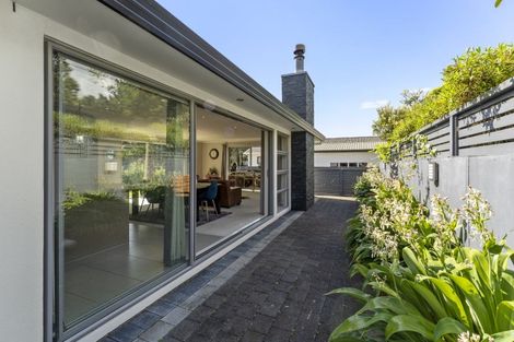 Photo of property in 185 Te Moana Road, Waikanae, 5036