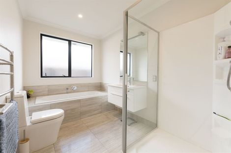 Photo of property in 5 Amelia Place, Wigram, Christchurch, 8025