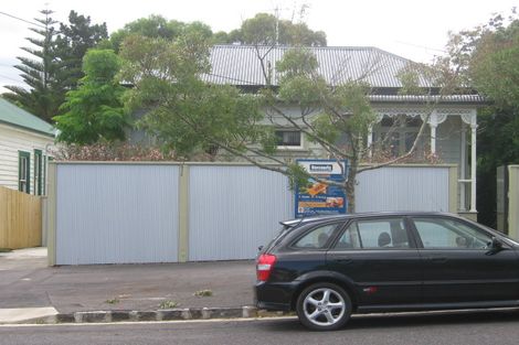 Photo of property in 30 Hastings Parade, Devonport, Auckland, 0624