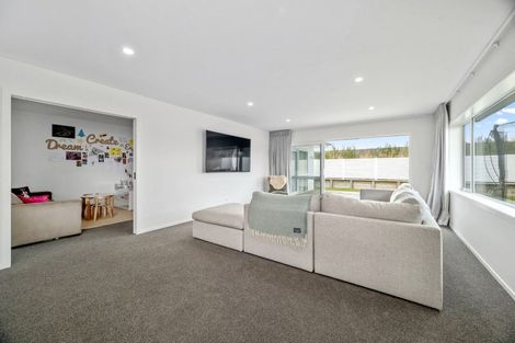 Photo of property in 6 Puka Place, Wharewaka, Taupo, 3330