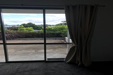 Photo of property in 4/2b Queensway, Three Kings, Auckland, 1024