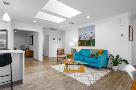 Photo of property in 17 Henry Bell Close, Leamington, Cambridge, 3432