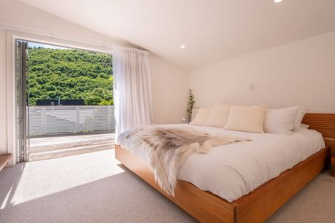 Photo of property in 43 Devon Street, Arrowtown, 9302