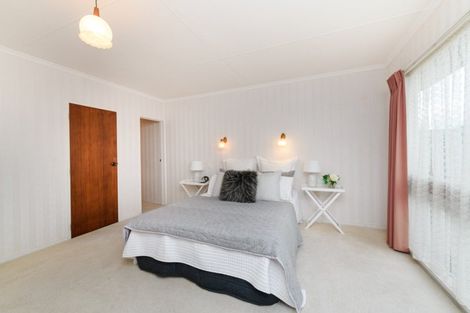 Photo of property in 1 Wharite Place, Awapuni, Palmerston North, 4412