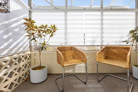 Photo of property in 500 Fenwick Street, Mayfair, Hastings, 4122