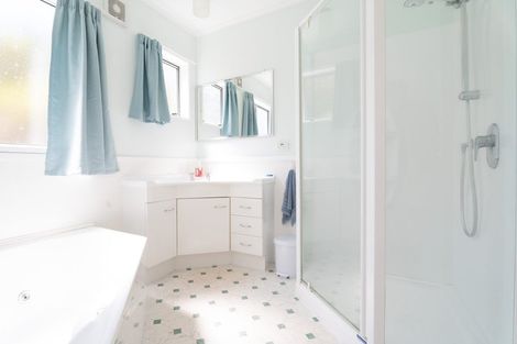 Photo of property in 71 Eskdale Road, Papakowhai, Porirua, 5024