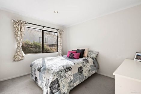 Photo of property in 60a Vincent Street, Howick, Auckland, 2014