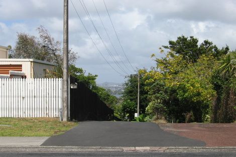 Photo of property in 23 Castor Bay Road, Castor Bay, Auckland, 0620