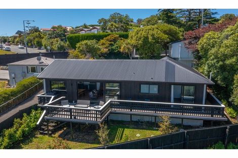 Photo of property in 126 Dyers Pass Road, Cashmere, Christchurch, 8022