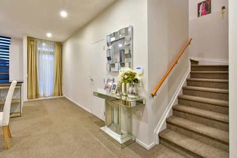 Photo of property in 69 Battalion Drive, Papakura, 2110