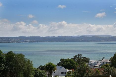 Photo of property in 14 Melandra Road, Stanmore Bay, Whangaparaoa, 0932
