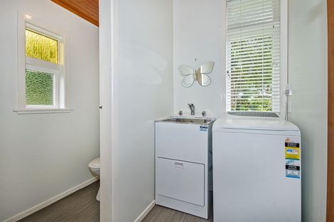 Photo of property in 37 Pahi Road, Paparoa, 0571