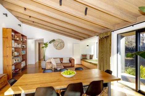 Photo of property in 10 Preston Drive, Arrowtown, 9302