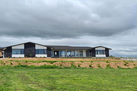 Photo of property in 15 Lawrence Carter Drive, Bombay, 2675