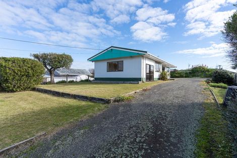 Photo of property in 6 Warren Street, Foxton Beach, Foxton, 4815
