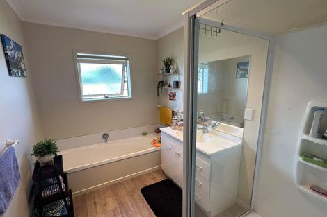 Photo of property in 5 Ahmad Close, Levin, 5510