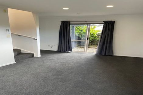 Photo of property in 1/4 Keeling Road, Henderson, Auckland, 0612
