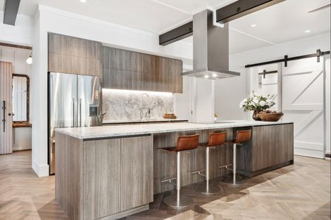 Photo of property in 10 Ida Way, Omaha, 0986