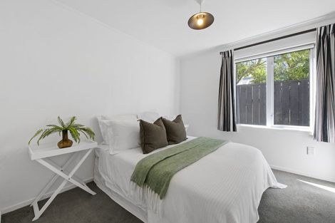 Photo of property in 19 Miro Street, Eastbourne, Lower Hutt, 5013