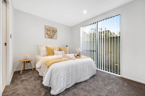 Photo of property in 25a Oteha Valley Road, Northcross, Auckland, 0632