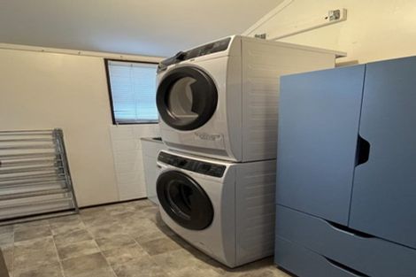 Photo of property in 3 Malters Place, Browns Bay, Auckland, 0630