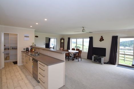 Photo of property in 66 Manu Drive, Kaiwaka, 0573