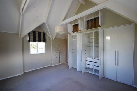 Photo of property in 41 Farm Road, Northland, Wellington, 6012