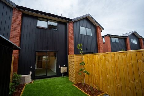 Photo of property in 4/10 Wilsher Crescent, Henderson, Auckland, 0612