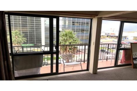 Photo of property in The Rennaissance, 4j/18 Ronwood Avenue, Manukau, Auckland, 2104