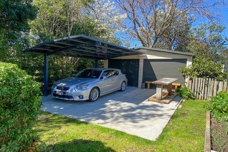 Photo of property in 34 Fisher Place, Carterton, 5713